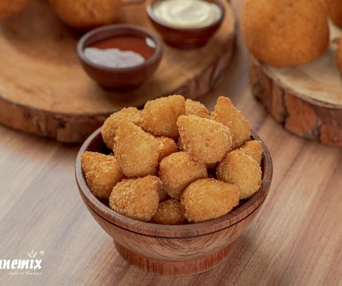 MINI COXINHA FRANGO 10 G KG PCT 5,5 KG