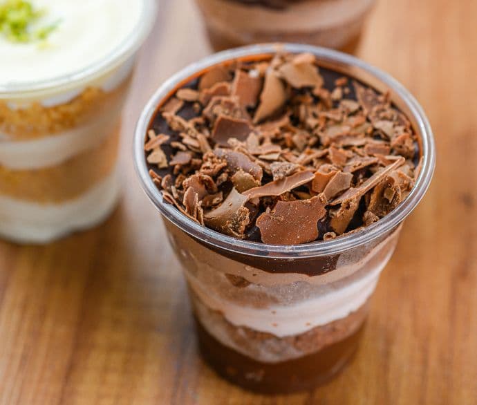 SOBREMESA BRIGADEIRO C/ MORANGO CX C/5 SOBREMESA BRIGADEIRO C/ MORANGO CX C/4